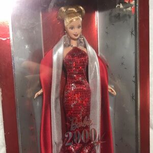 Barbie 2000 red white silver holiday